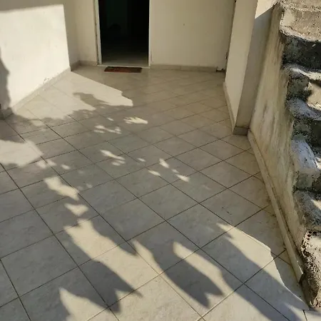 Nyaraló Paganatos Place Szívrosz