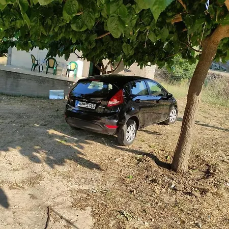 Paganatos Place * Szívrosz