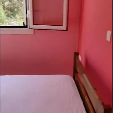 Paganatos Place Szívrosz